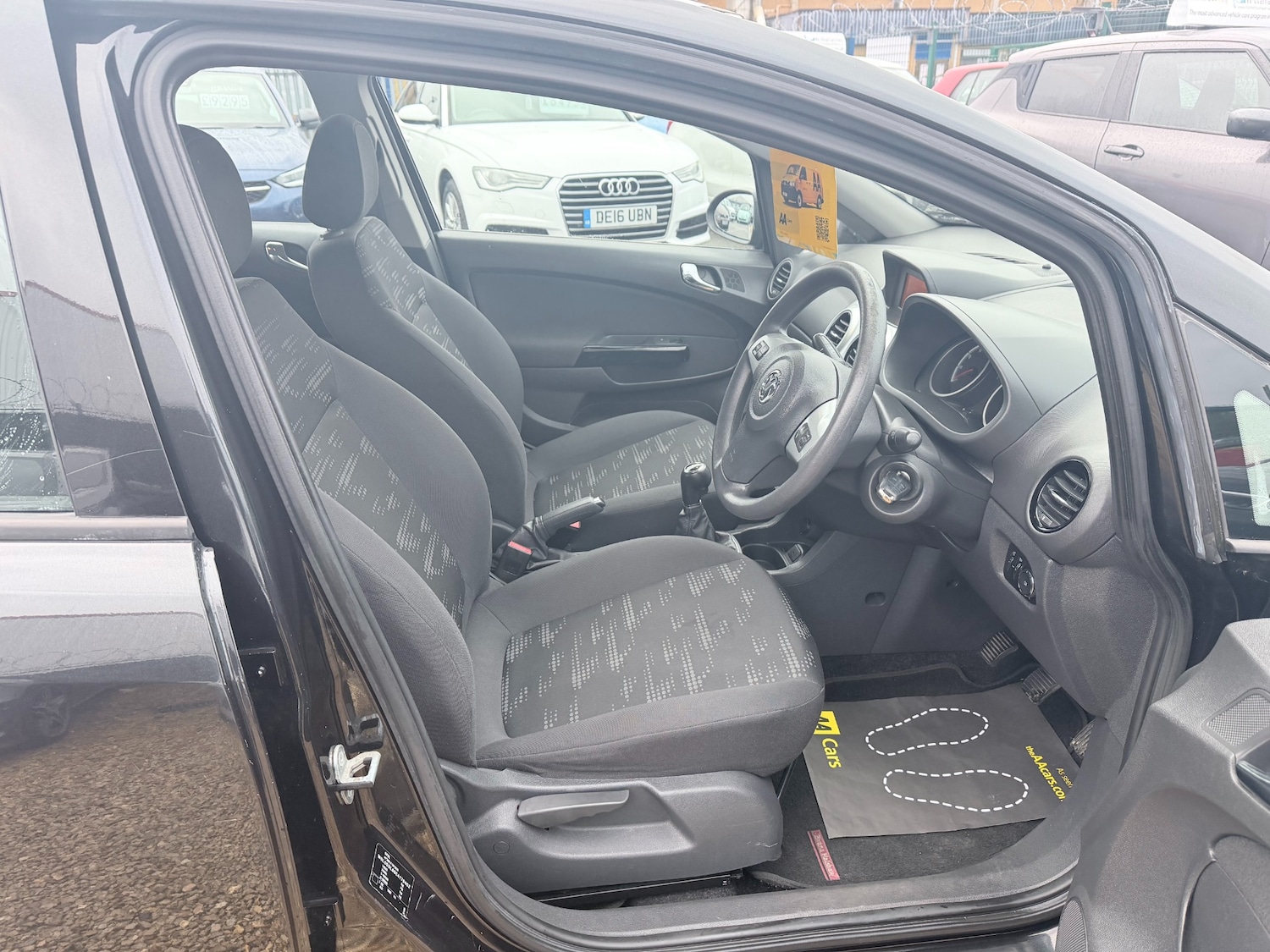 Used Vauxhall Corsa 2014 for sale - 77716224: Photo 8