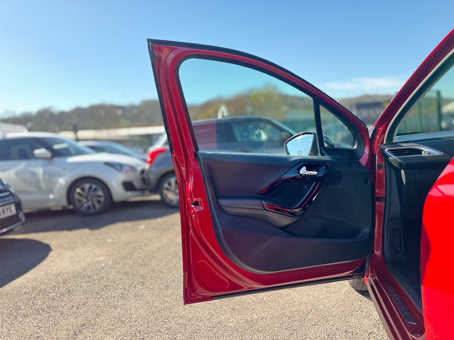 Used Peugeot 208 2018 for sale - 78144538: Photo 42