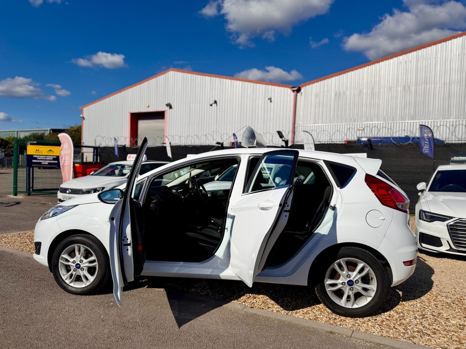 Used Ford Fiesta 2014 for sale - 76576974: Photo 44