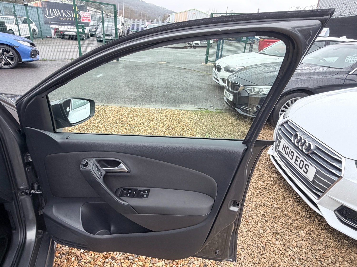 Used Volkswagen Polo 2011 for sale - 77103467: Photo 21