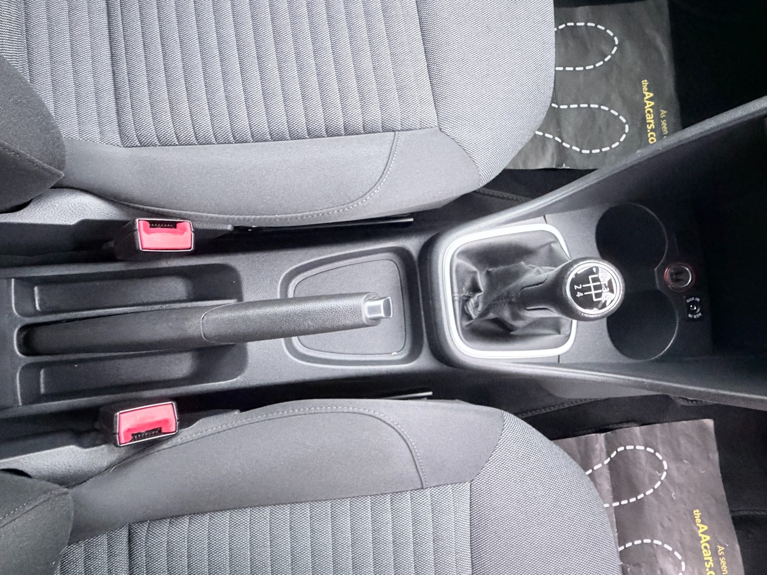 Used Volkswagen Polo 2011 for sale - 77103467: Photo 28