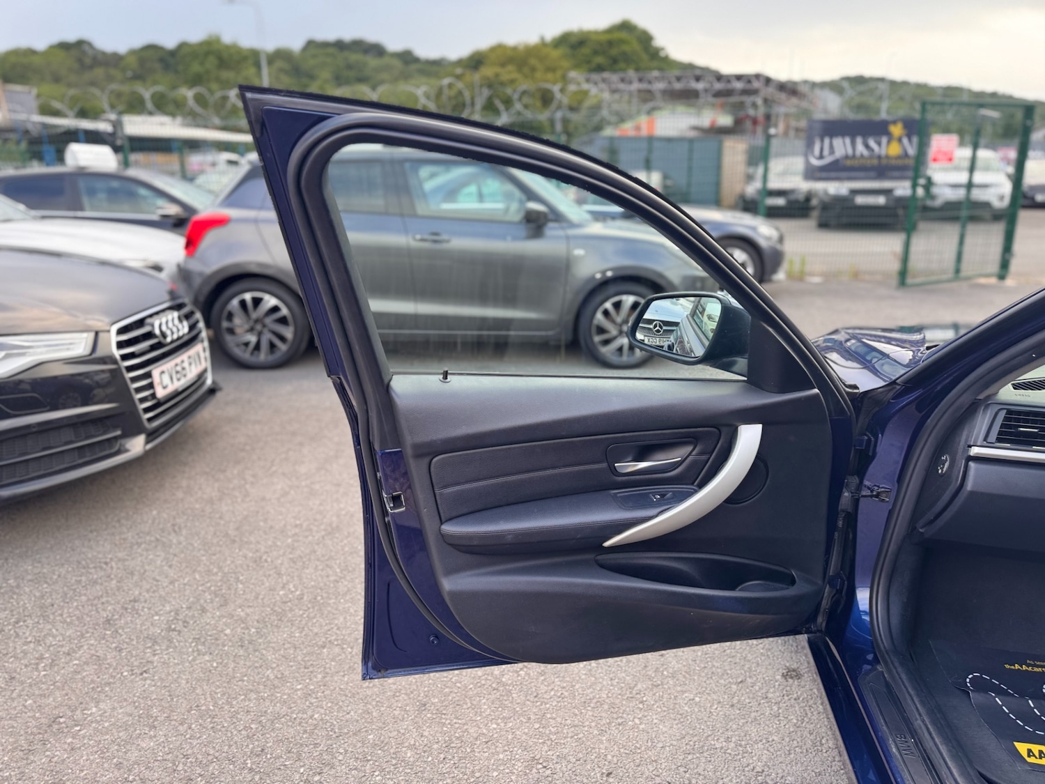 Used BMW 3 Series 2016 for sale - 76933189: Photo 40