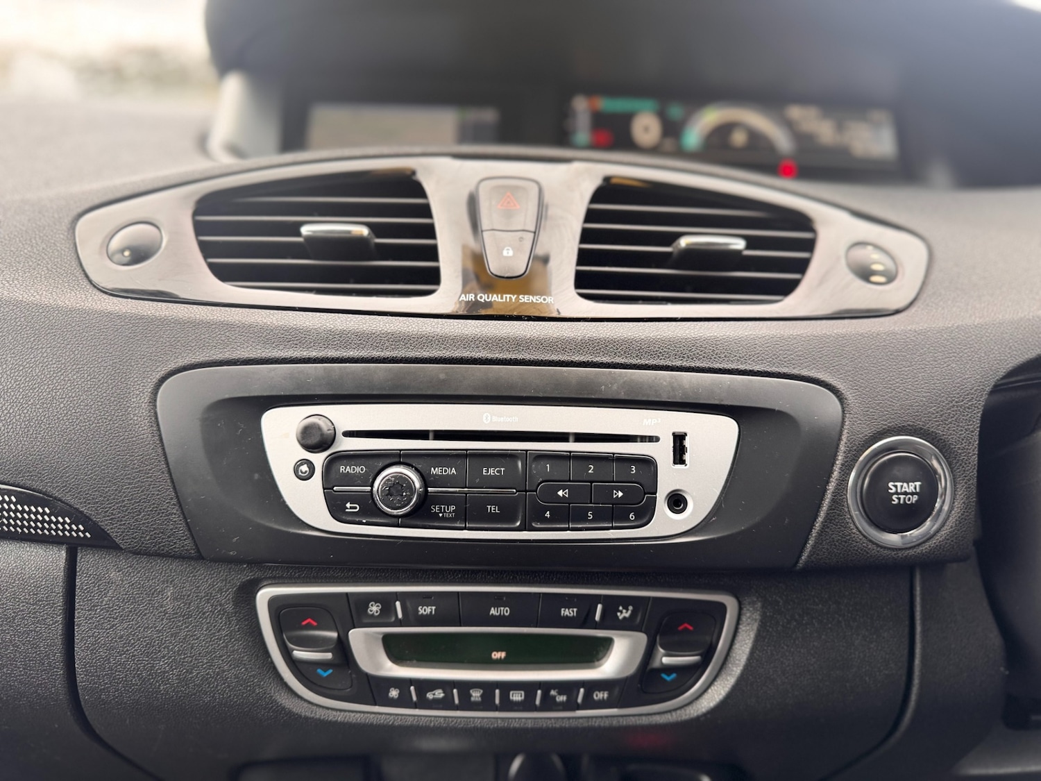 Used Renault Grand Scenic 2013 for sale - 76681800: Photo 32