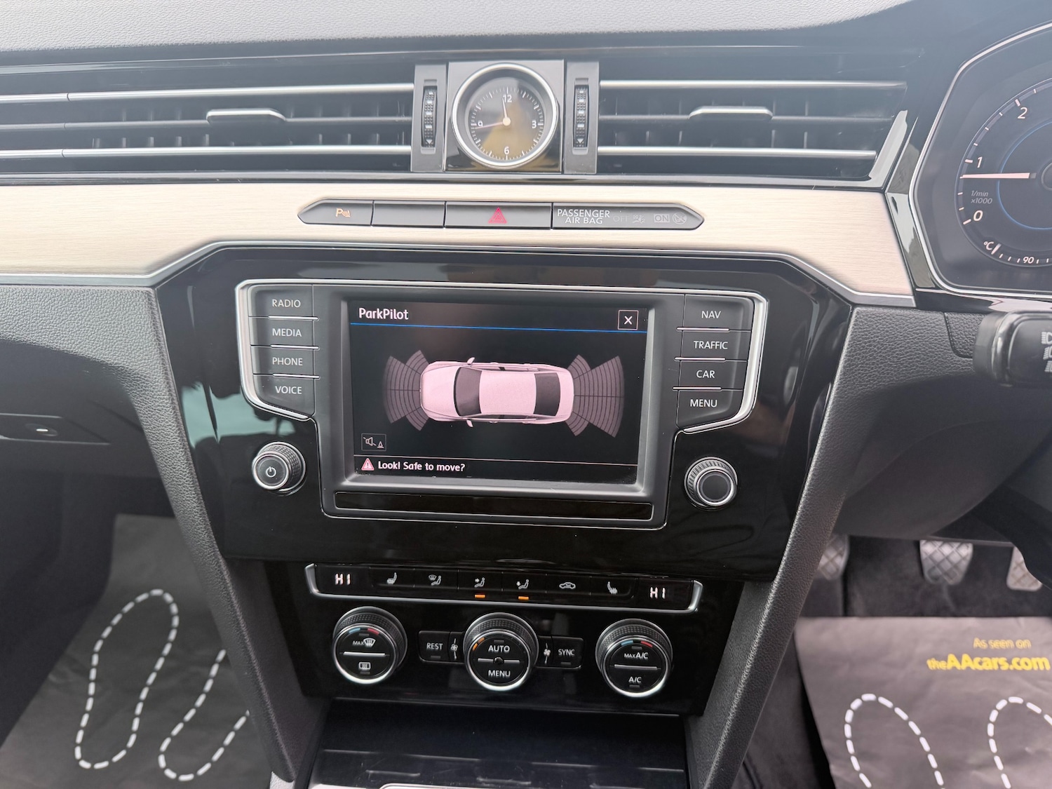 Used Volkswagen Passat 2017 for sale - 78067814: Photo 32