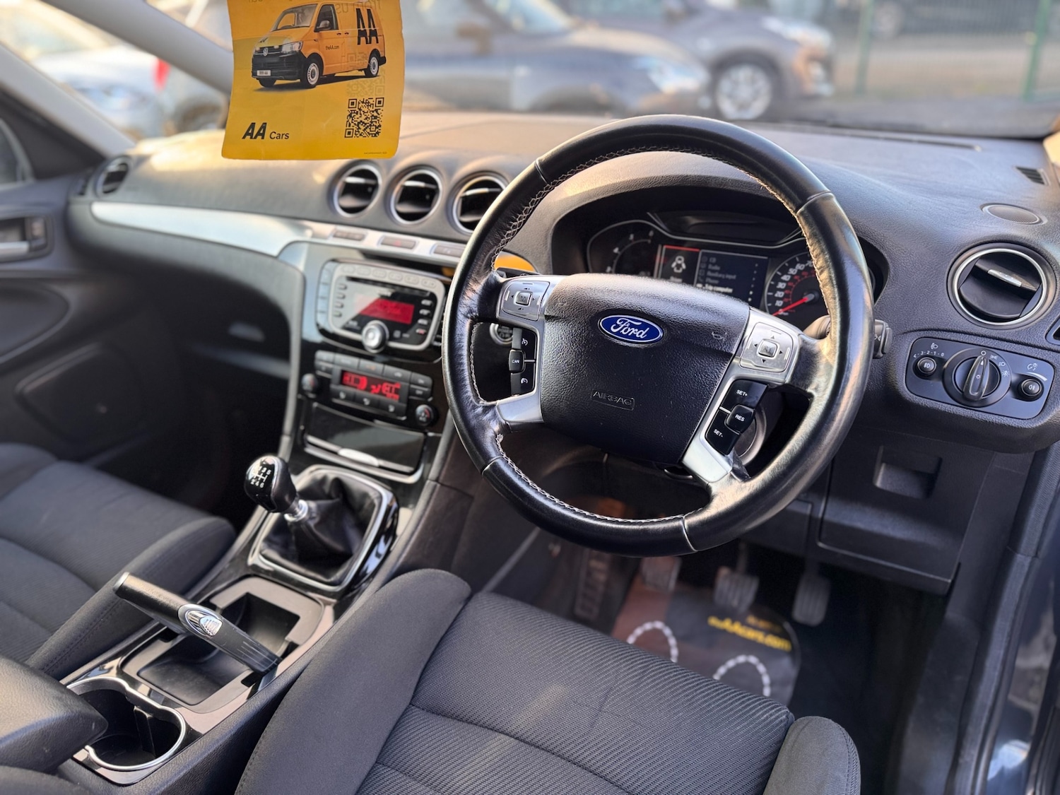 Used Ford S-Max 2015 for sale - 76859289: Photo 36