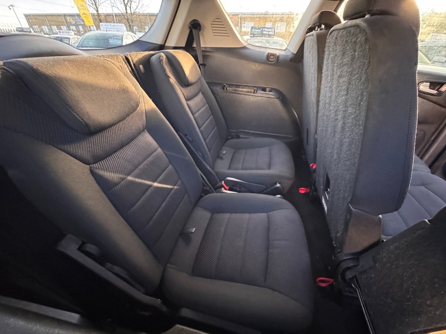 Used Ford S-Max 2015 for sale - 76859289: Photo 40