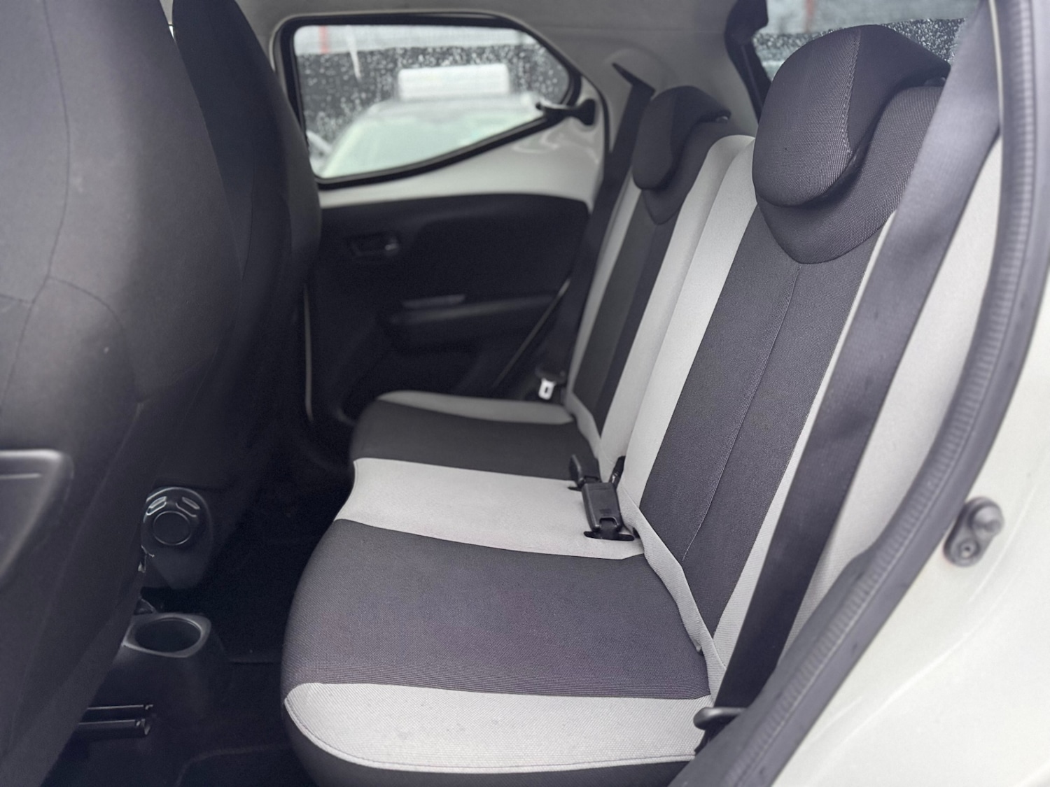 Used Toyota AYGO 2017 for sale - 77168398: Photo 40