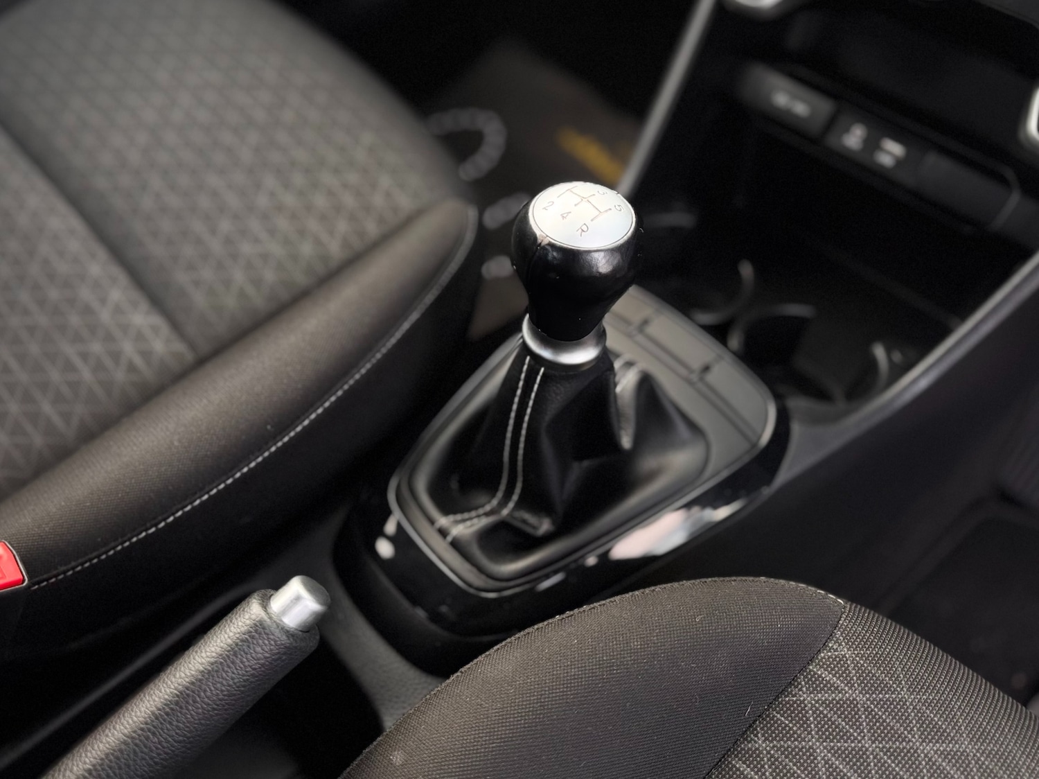 Used Kia Picanto 2017 for sale - 76682312: Photo 35