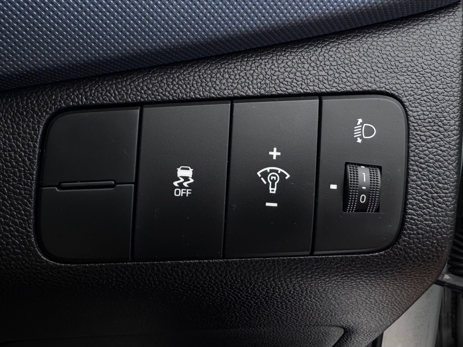 Used Hyundai i10 2015 for sale - 77062315: Photo 27