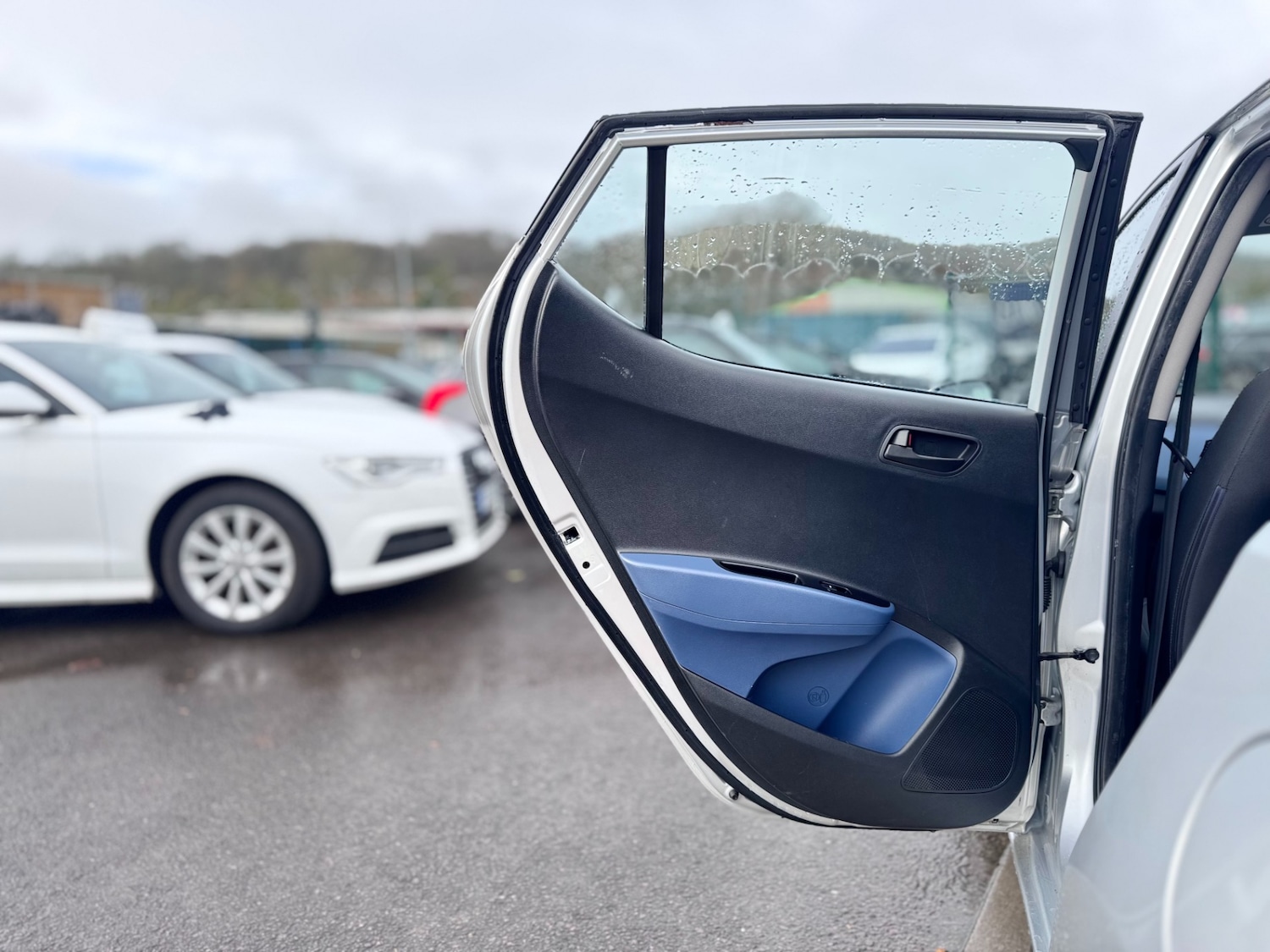 Used Hyundai i10 2015 for sale - 77062315: Photo 39