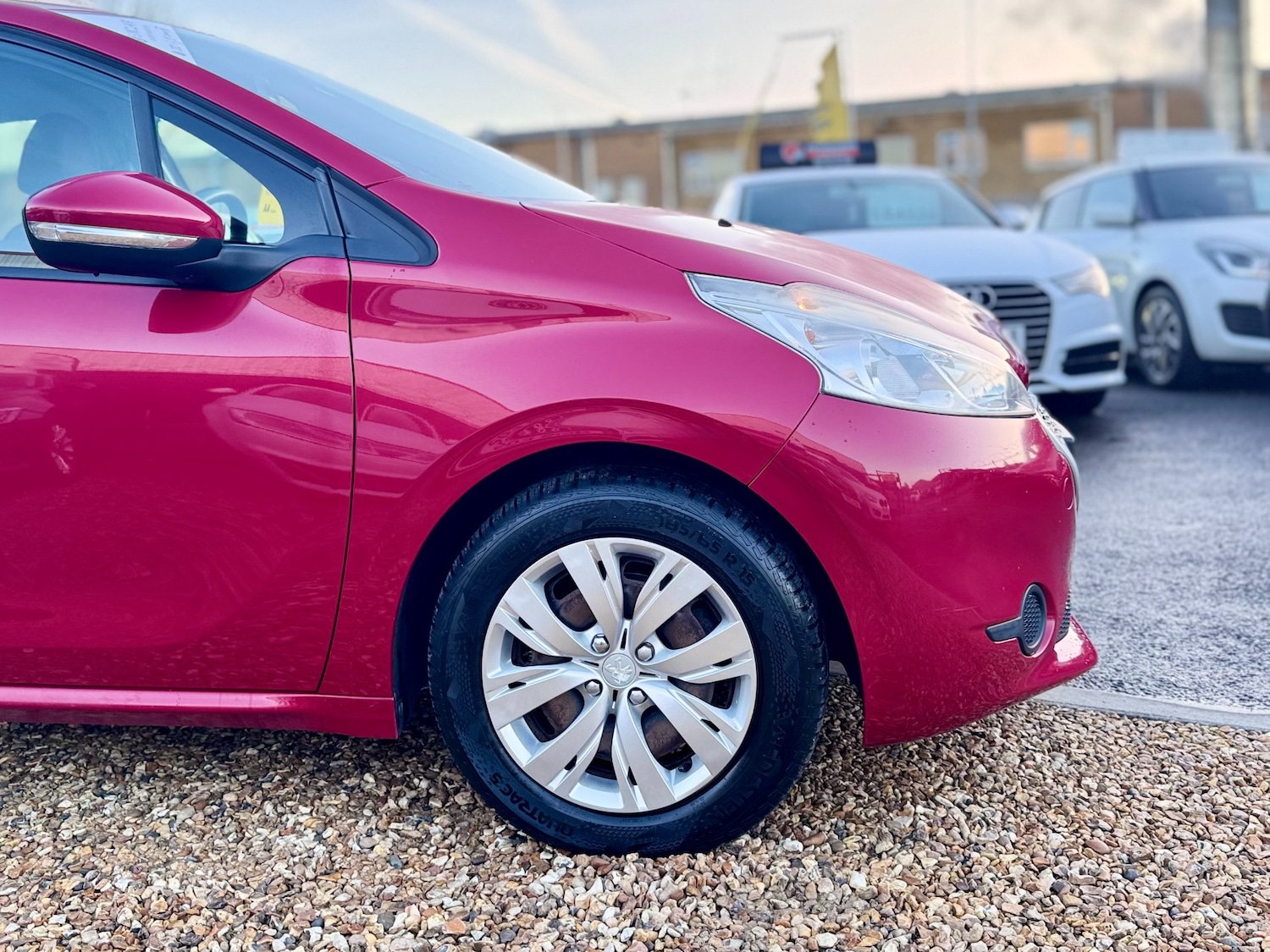 Used Peugeot 208 2013 for sale - 77061879: Photo 21
