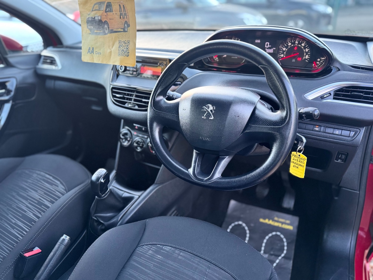 Used Peugeot 208 2013 for sale - 77061879: Photo 37