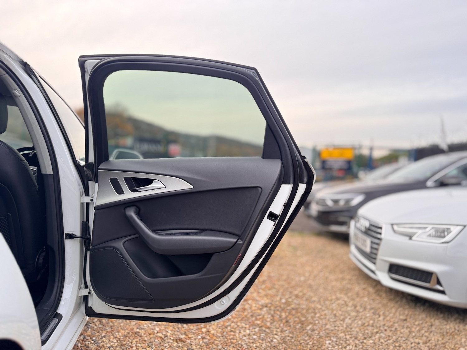 Used Audi A6 2012 for sale - 77640077: Photo 38