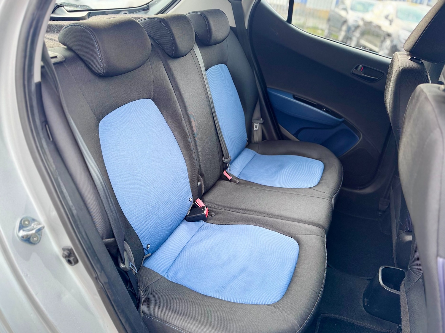 Used Hyundai i10 2015 for sale - 76946845: Photo 38