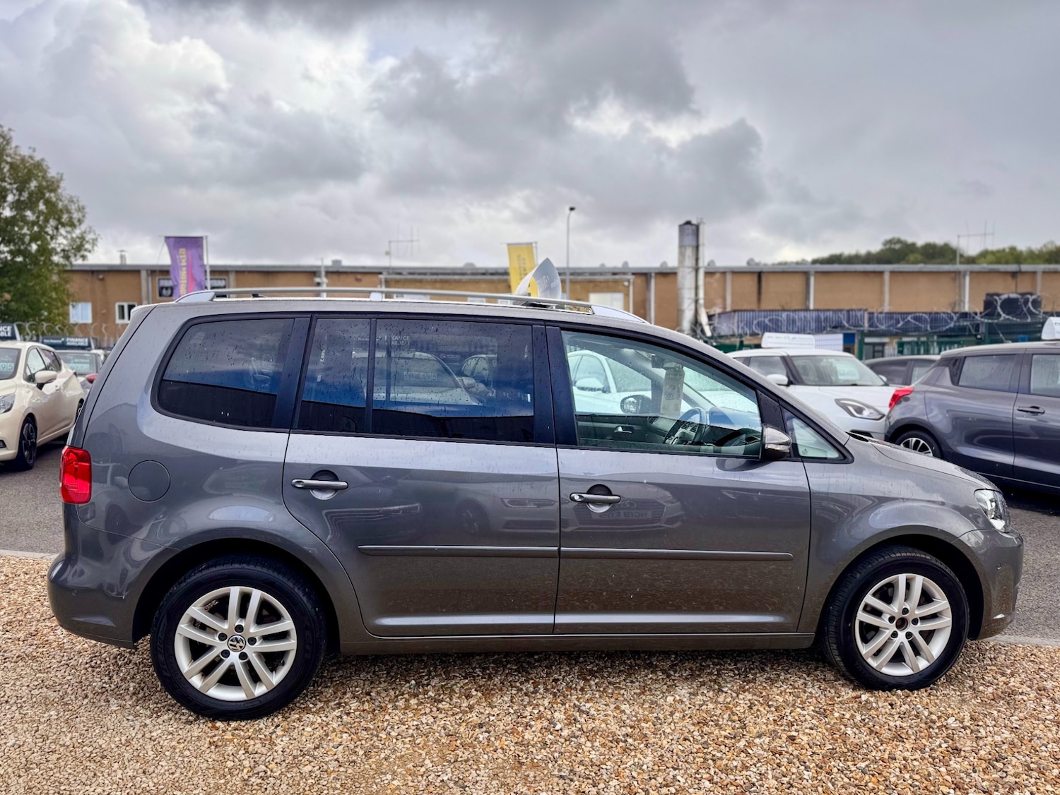 Used Volkswagen Touran 2015 for sale - 76652915: Photo 14