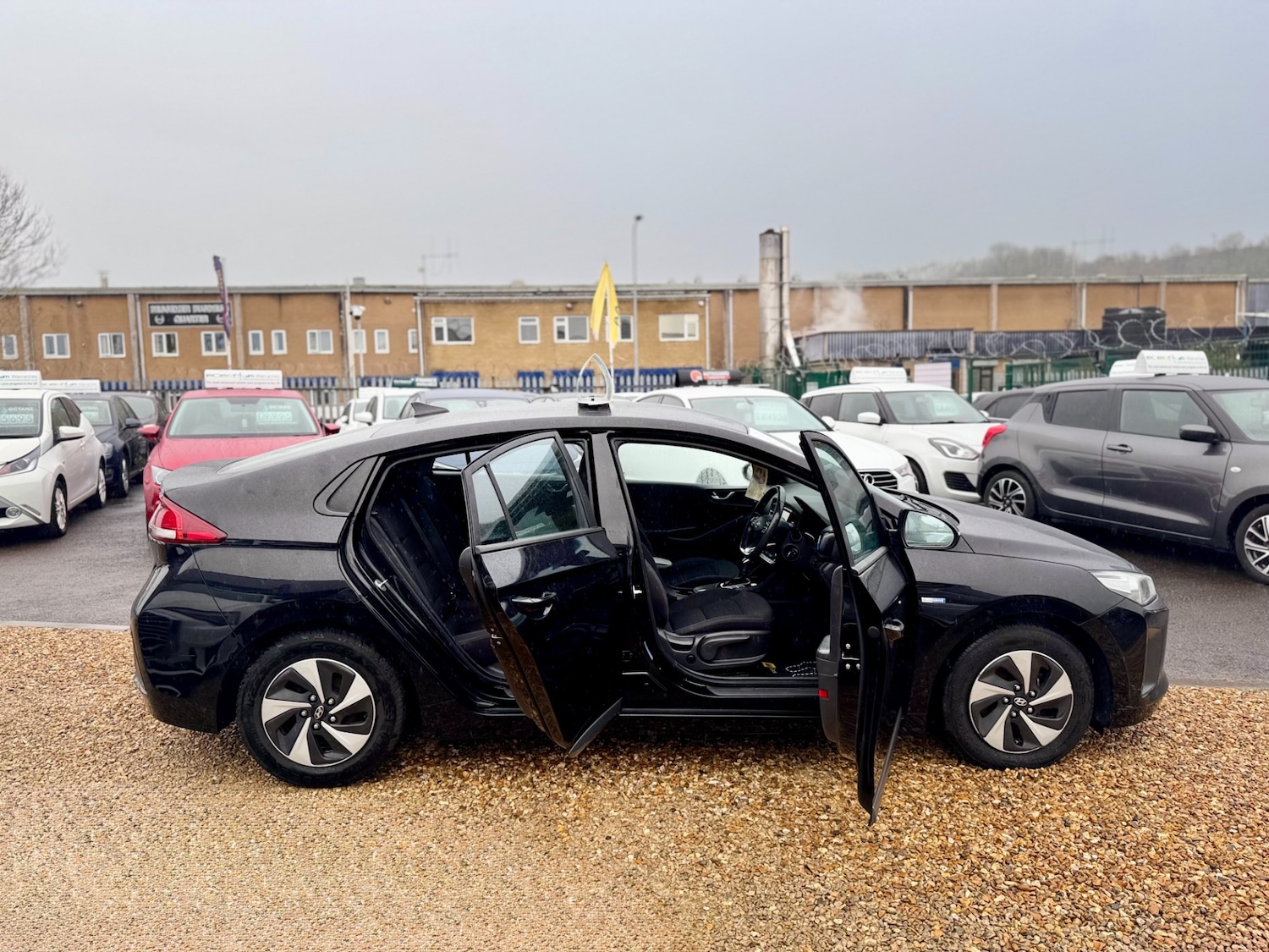 Used Hyundai IONIQ 2017 for sale - 77063600: Photo 43