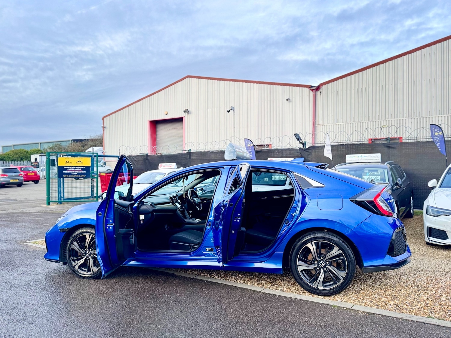 Used Honda Civic 2018 for sale - 77019490: Photo 43