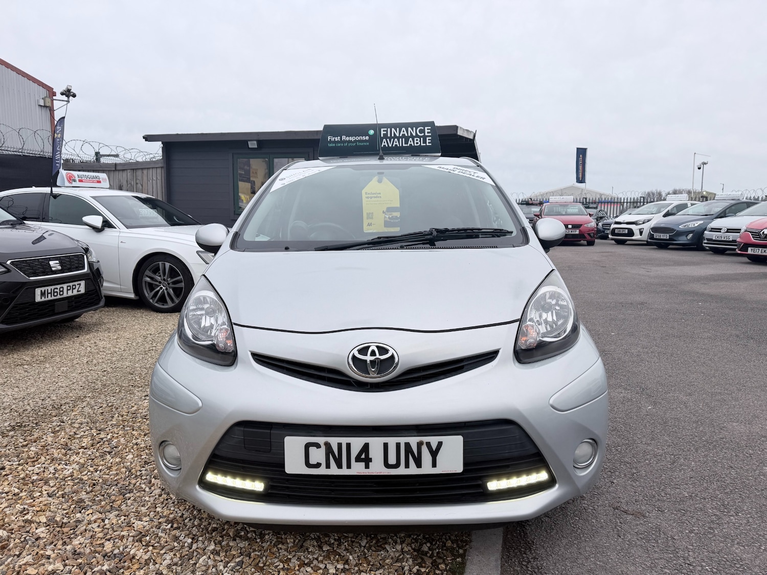 Used Toyota AYGO 2014 for sale - 77617975: Photo 2