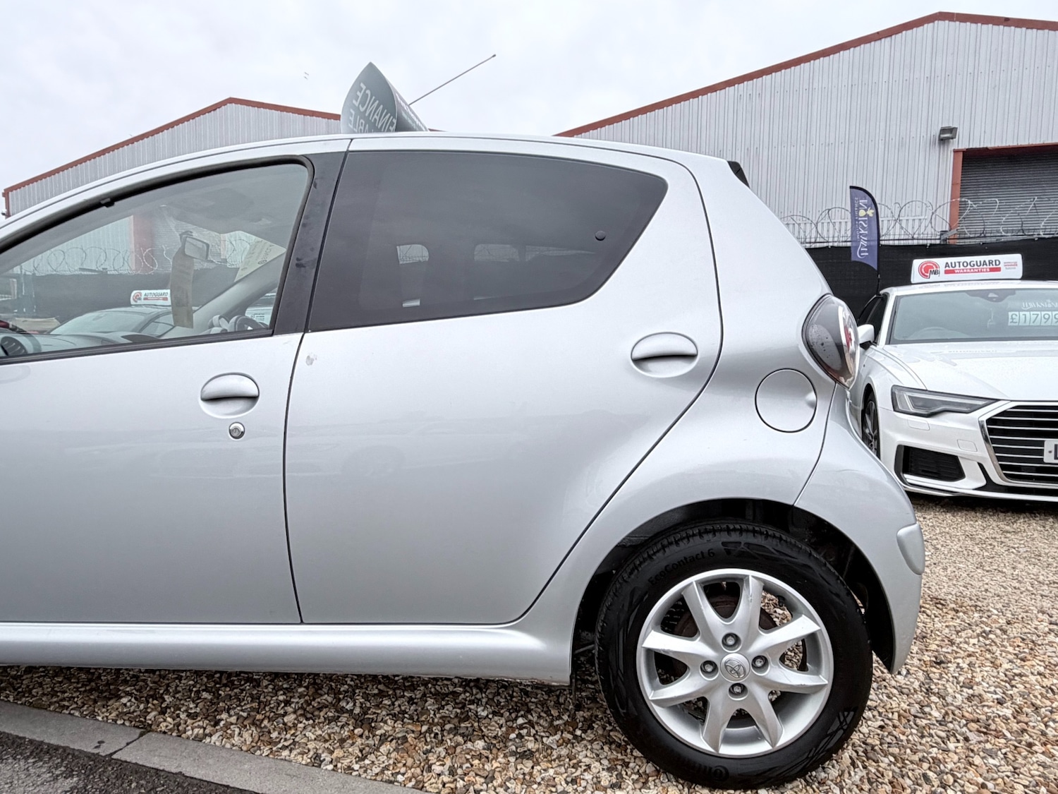 Used Toyota AYGO 2014 for sale - 77617975: Photo 22