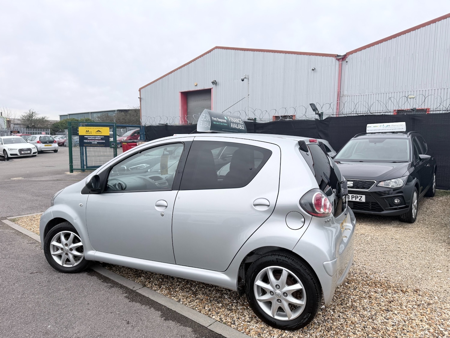 Used Toyota AYGO 2014 for sale - 77617975: Photo 6