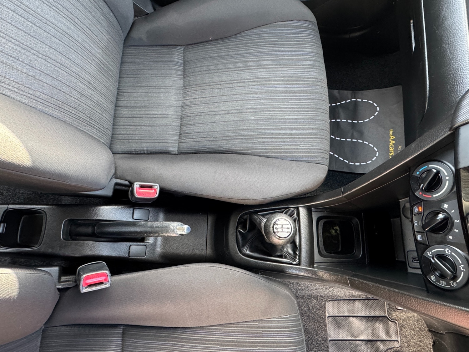 Used Suzuki Swift 2015 for sale - 77846385: Photo 35