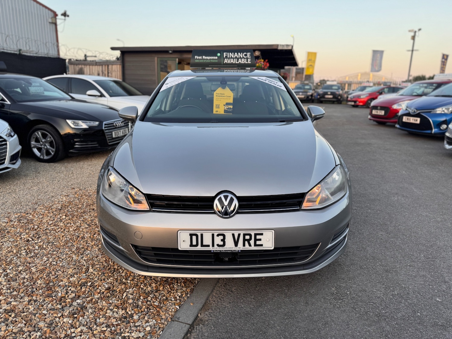 Used Volkswagen Golf 2013 for sale - 76832069: Photo 2