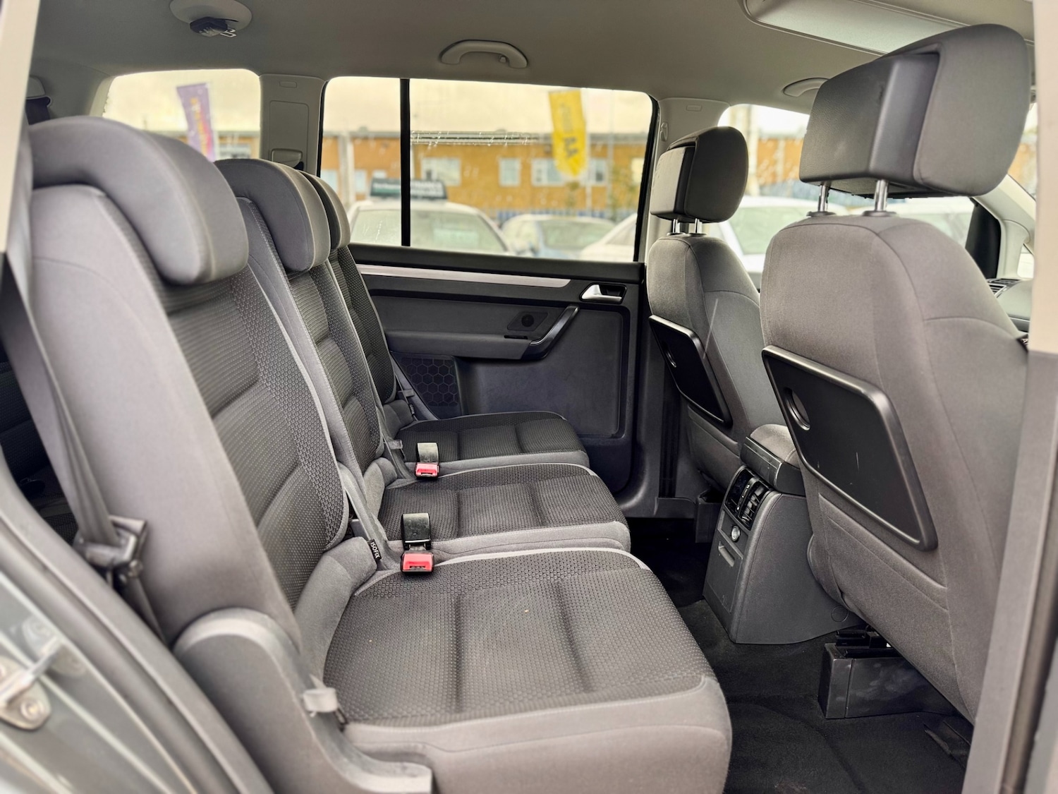 Used Volkswagen Touran 2015 for sale - 76508601: Photo 12