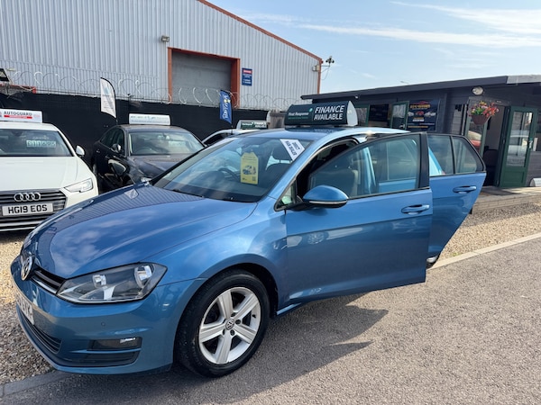 Used Volkswagen Golf 2015 for sale - 76254853: Photo 42