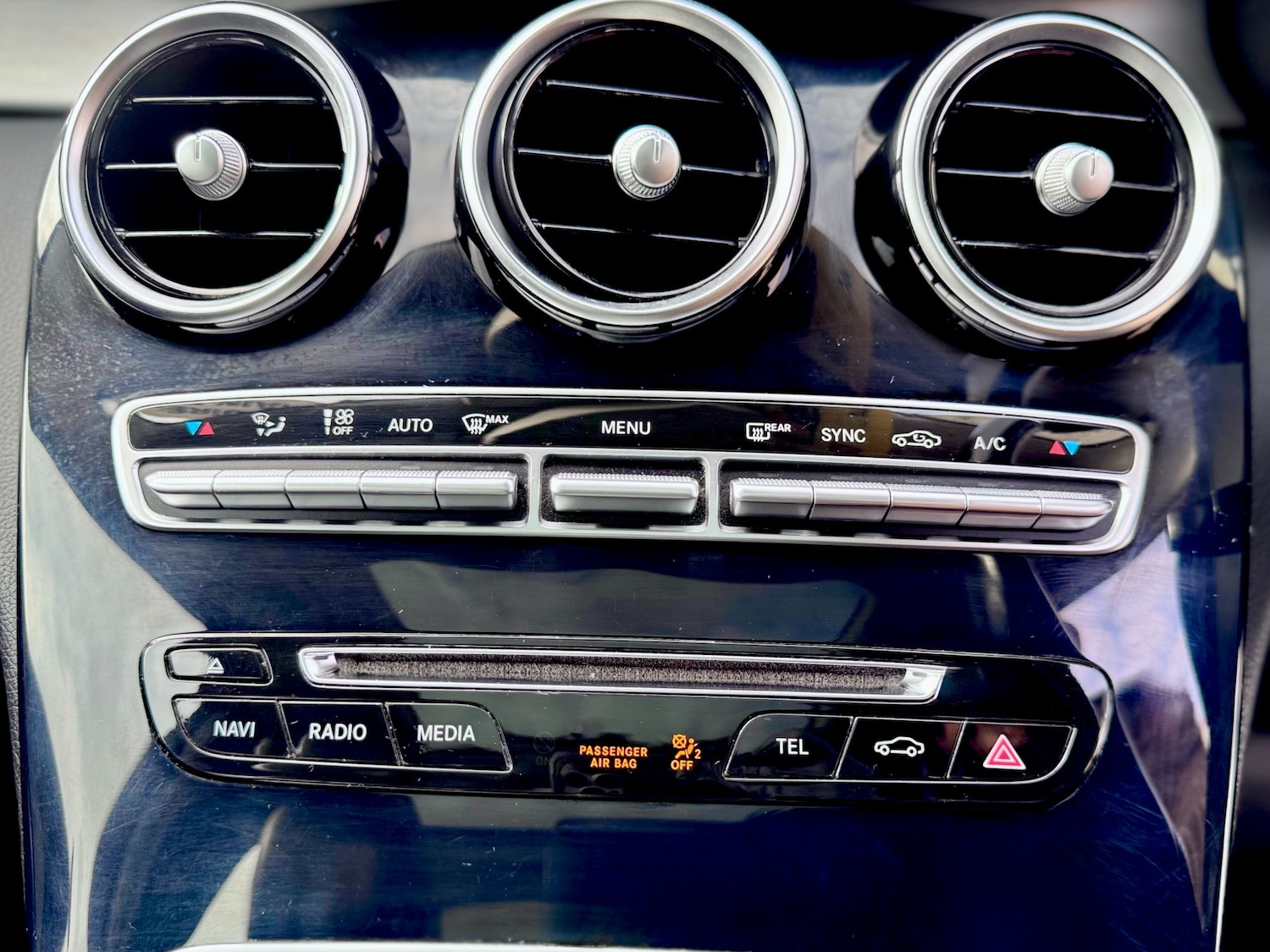 Used Mercedes-Benz C Class 2015 for sale - 77051800: Photo 38