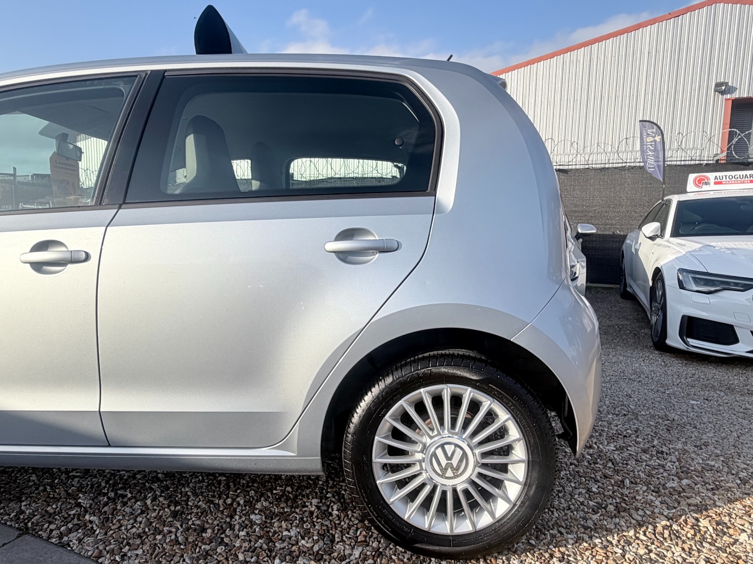 Used Volkswagen up! 2013 for sale - 78144562: Photo 21