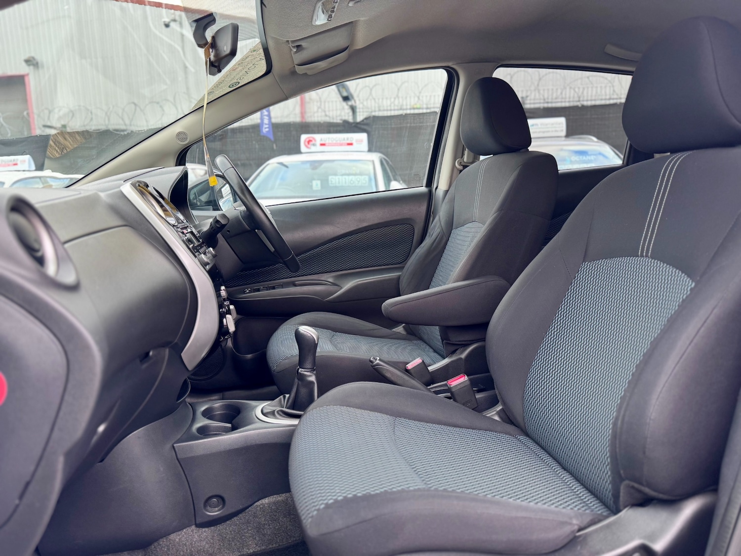 Used Nissan Note 2015 for sale - 77051642: Photo 43