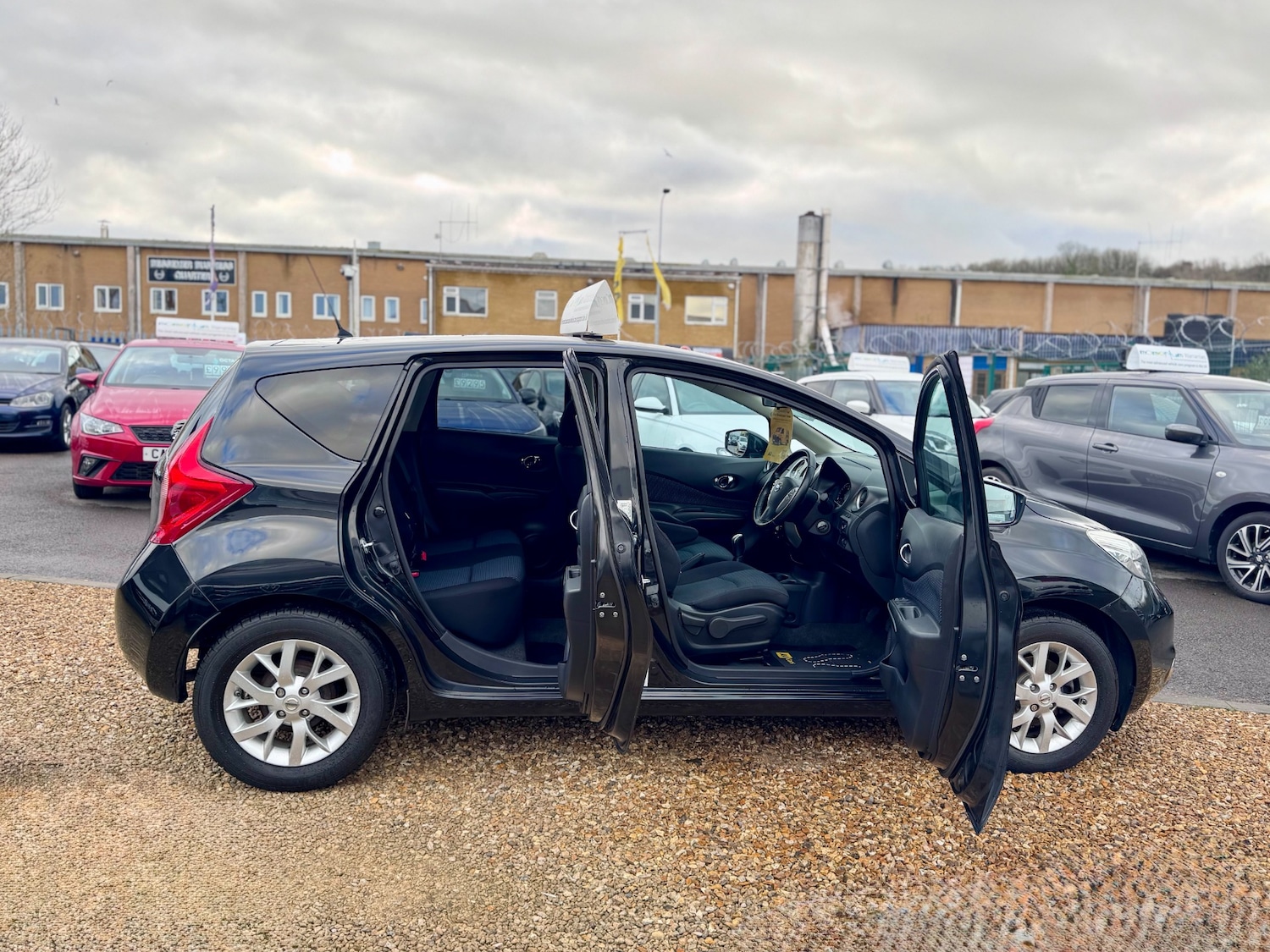 Used Nissan Note 2015 for sale - 77051642: Photo 45