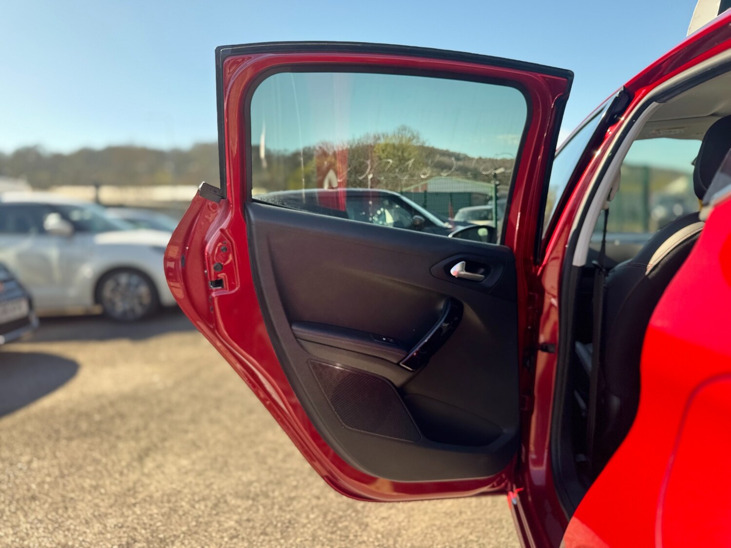 Used Peugeot 208 2018 for sale - 78107898: Photo 40