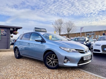 2015 (65) - 1.4 D-4D Icon+ 5dr