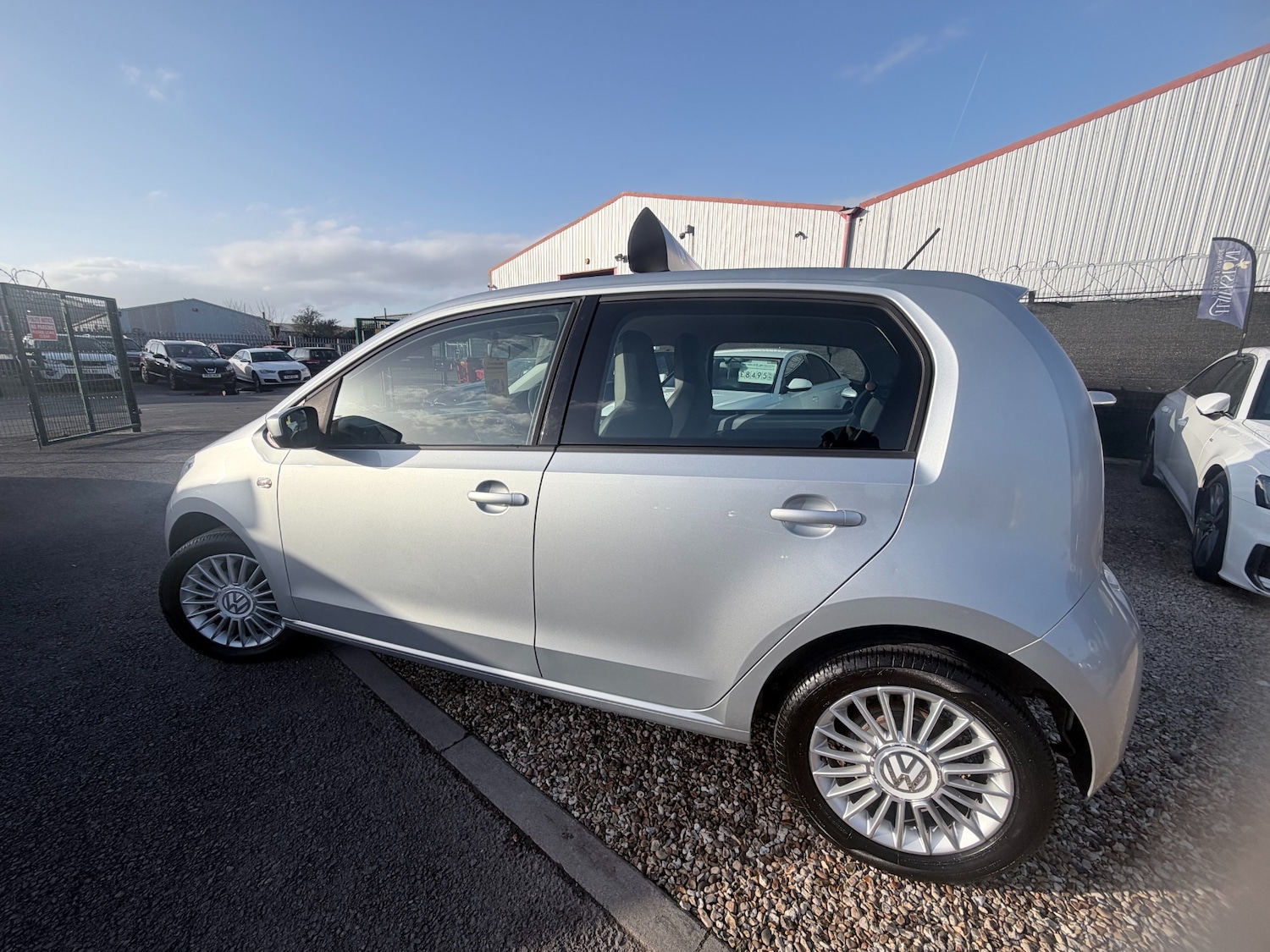 Used Volkswagen up! 2013 for sale - 78067018: Photo 6