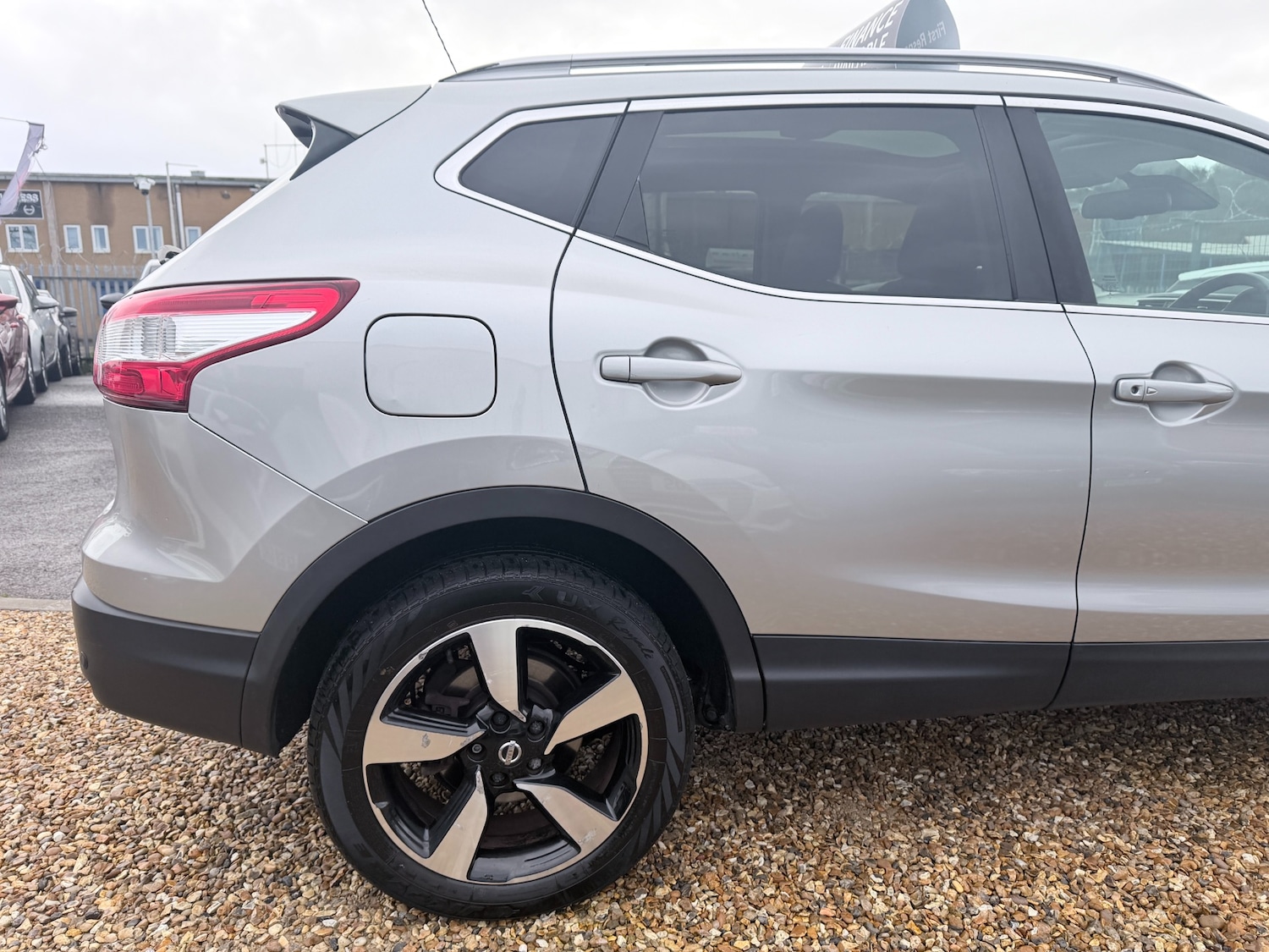 Used Nissan Qashqai 2017 for sale - 77404852: Photo 21