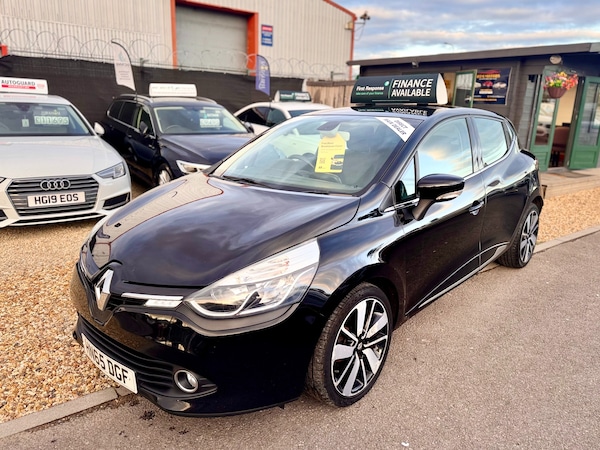 Used Renault Clio 2015 for sale - 76234934: Photo 17