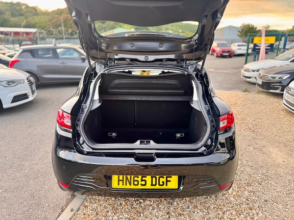 Used Renault Clio 2015 for sale - 76234934: Photo 20