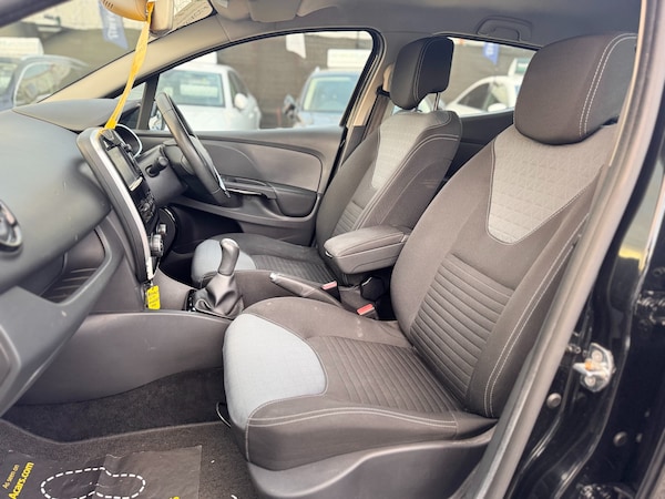 Used Renault Clio 2015 for sale - 76234934: Photo 40