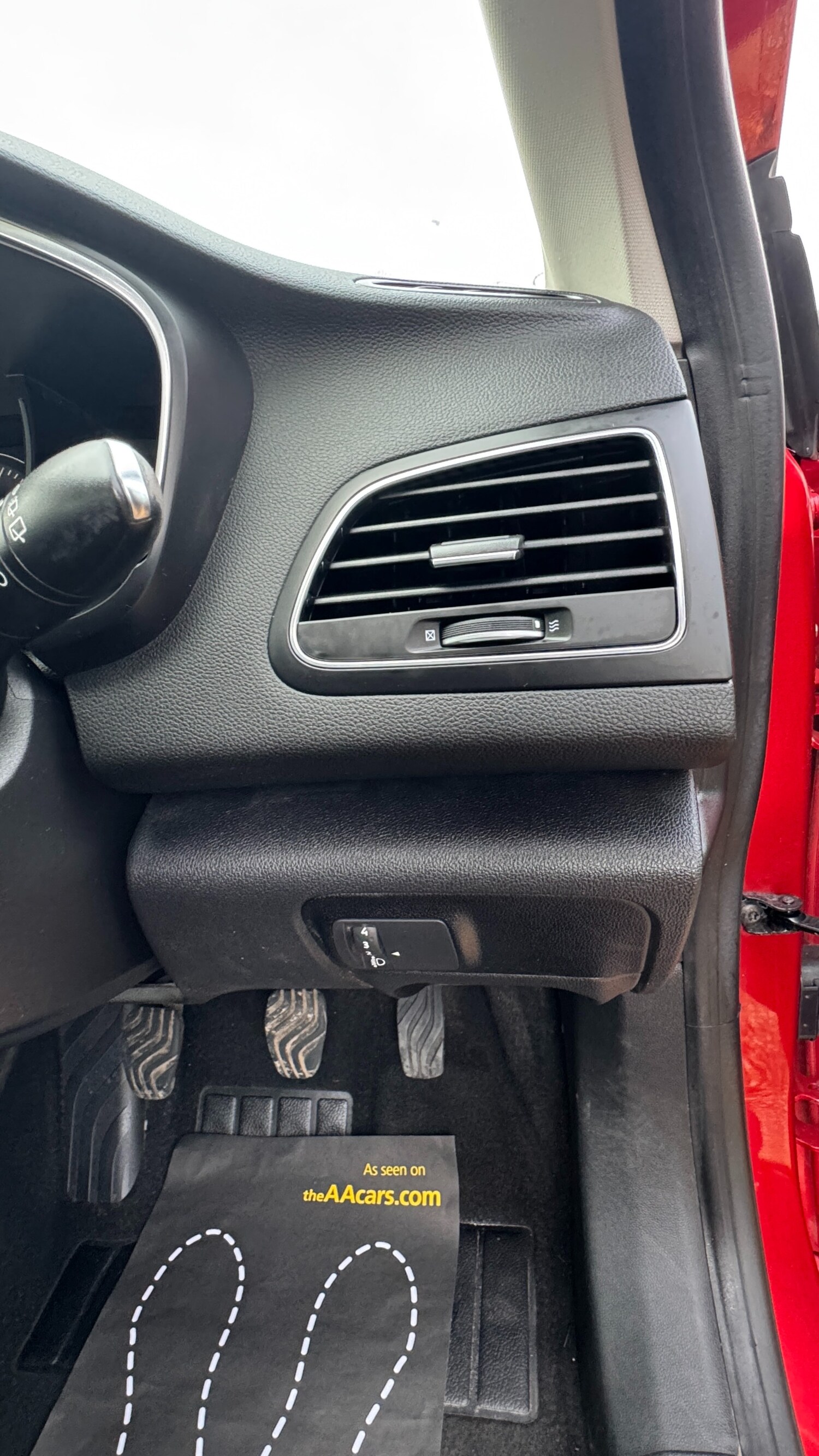 Used Renault Megane 2017 for sale - 77545062: Photo 25