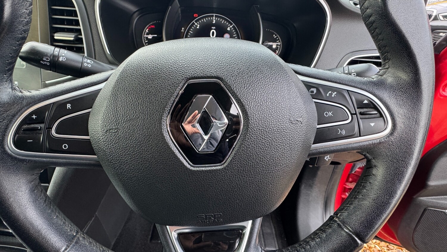 Used Renault Megane 2017 for sale - 77545062: Photo 30