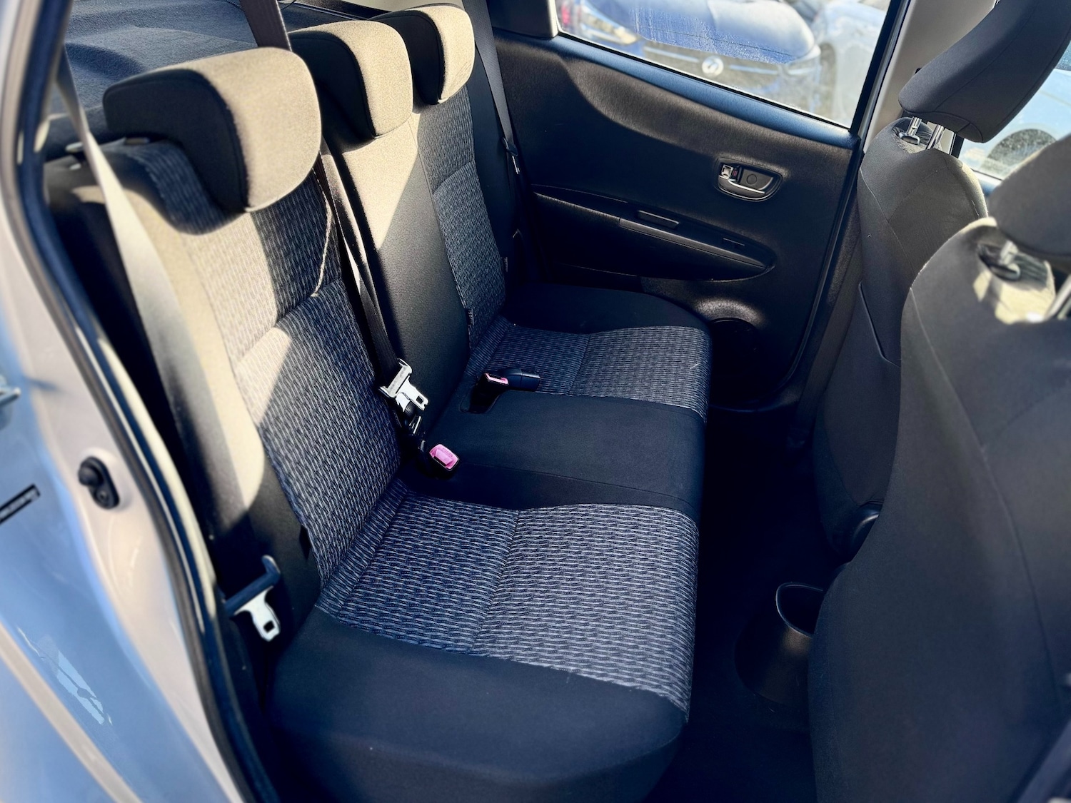 Used Toyota Yaris 2014 for sale - 77261281: Photo 40