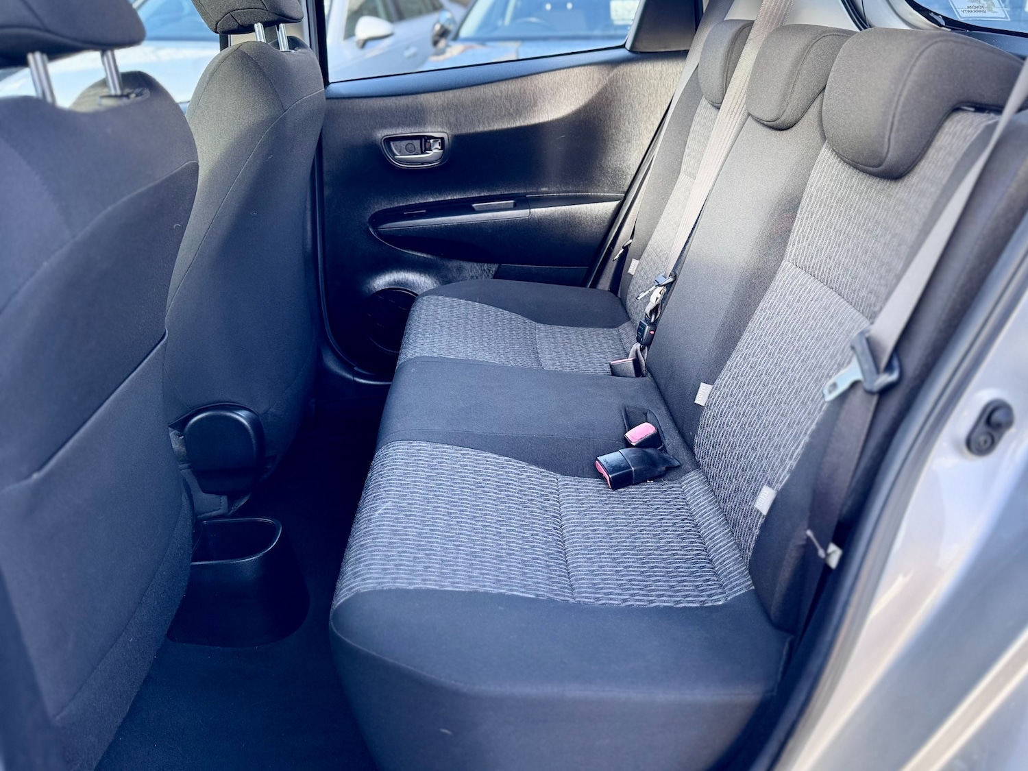 Used Toyota Yaris 2014 for sale - 77261281: Photo 42