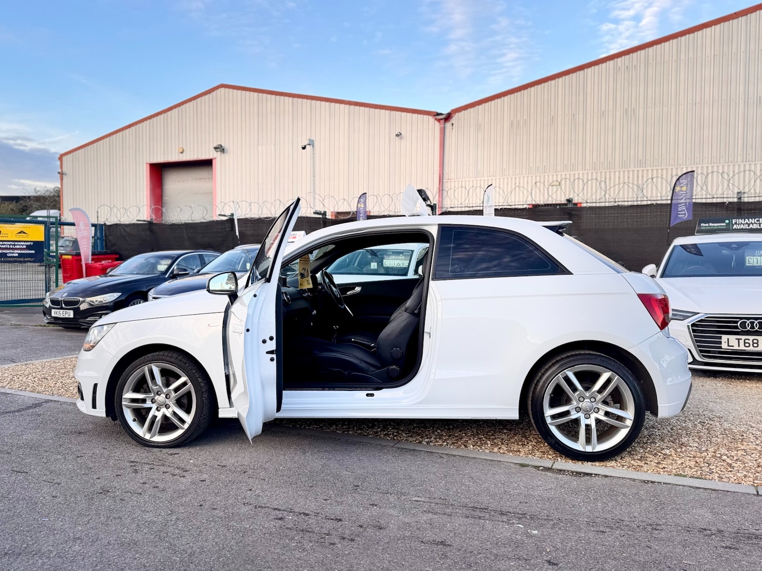 Used Audi A1 2014 for sale - 76663733: Photo 43