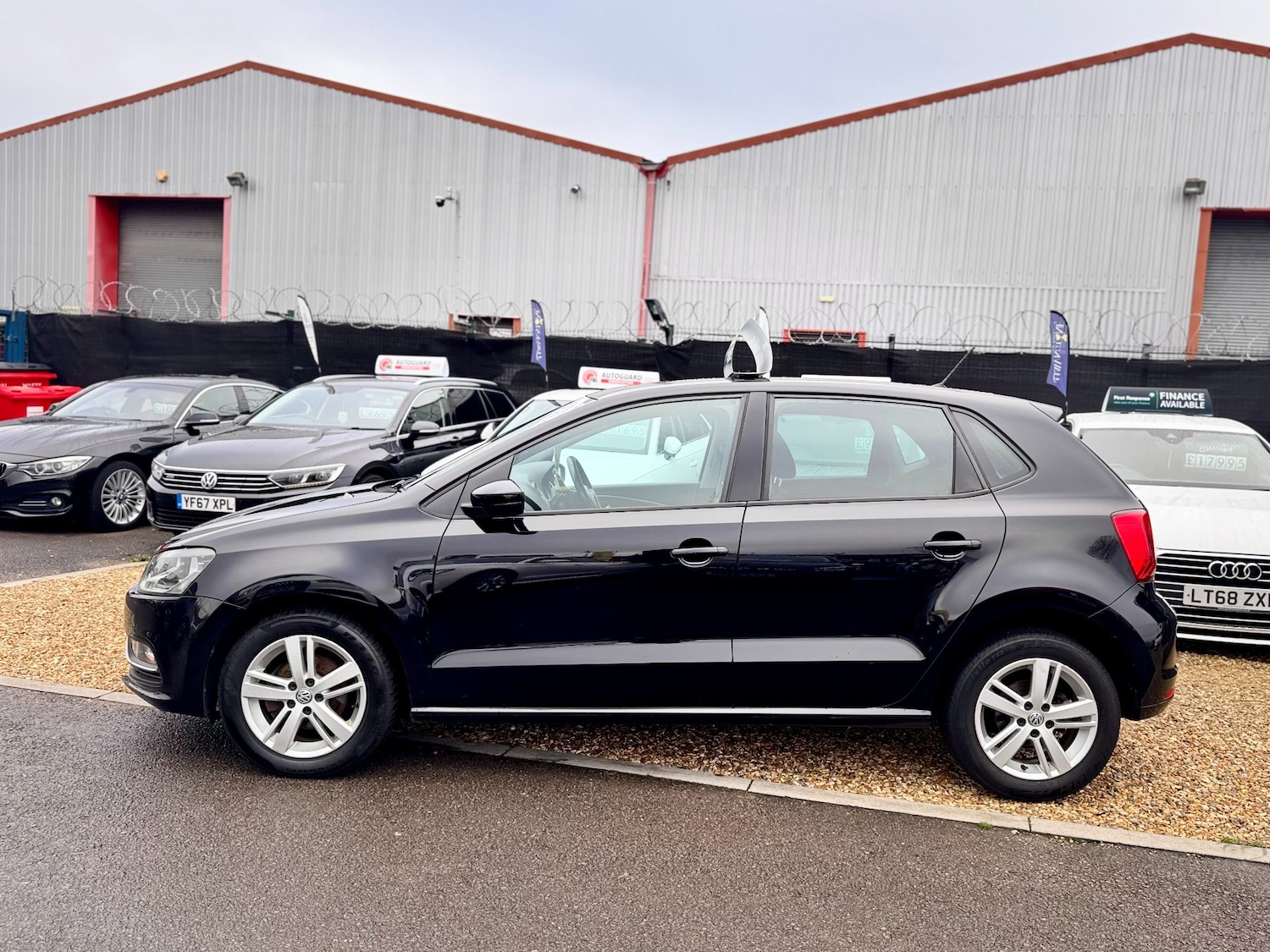 Used Volkswagen Polo 2017 for sale - 76578371: Photo 16