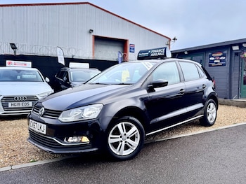 Used Volkswagen Polo 2017 for sale - 76578371: Photo
