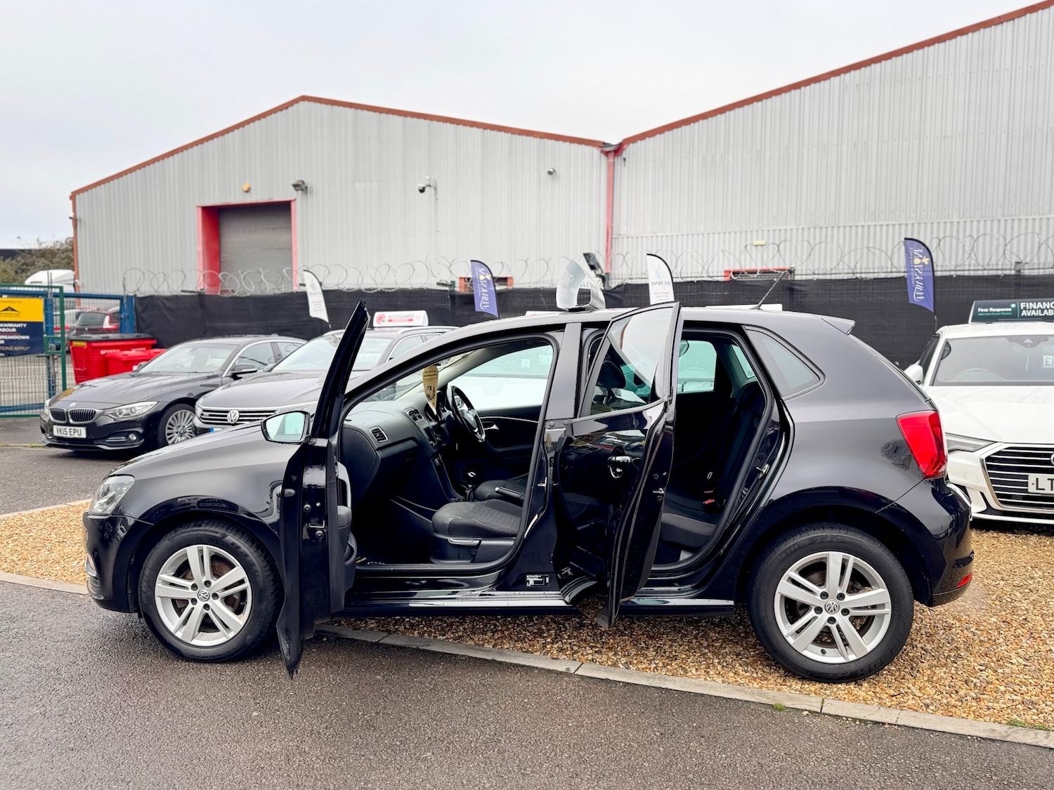 Used Volkswagen Polo 2017 for sale - 76578371: Photo 43