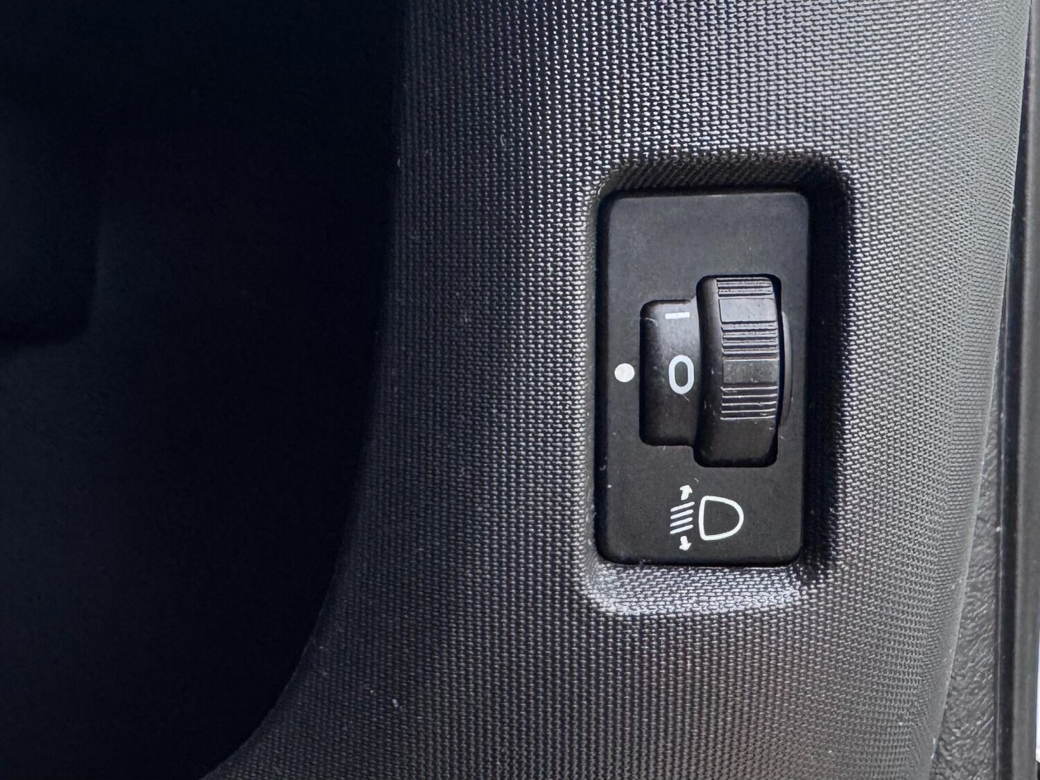 Used Toyota AYGO 2014 for sale - 76931471: Photo 15