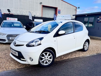 Used Toyota AYGO 2014 for sale - 76931471: Photo
