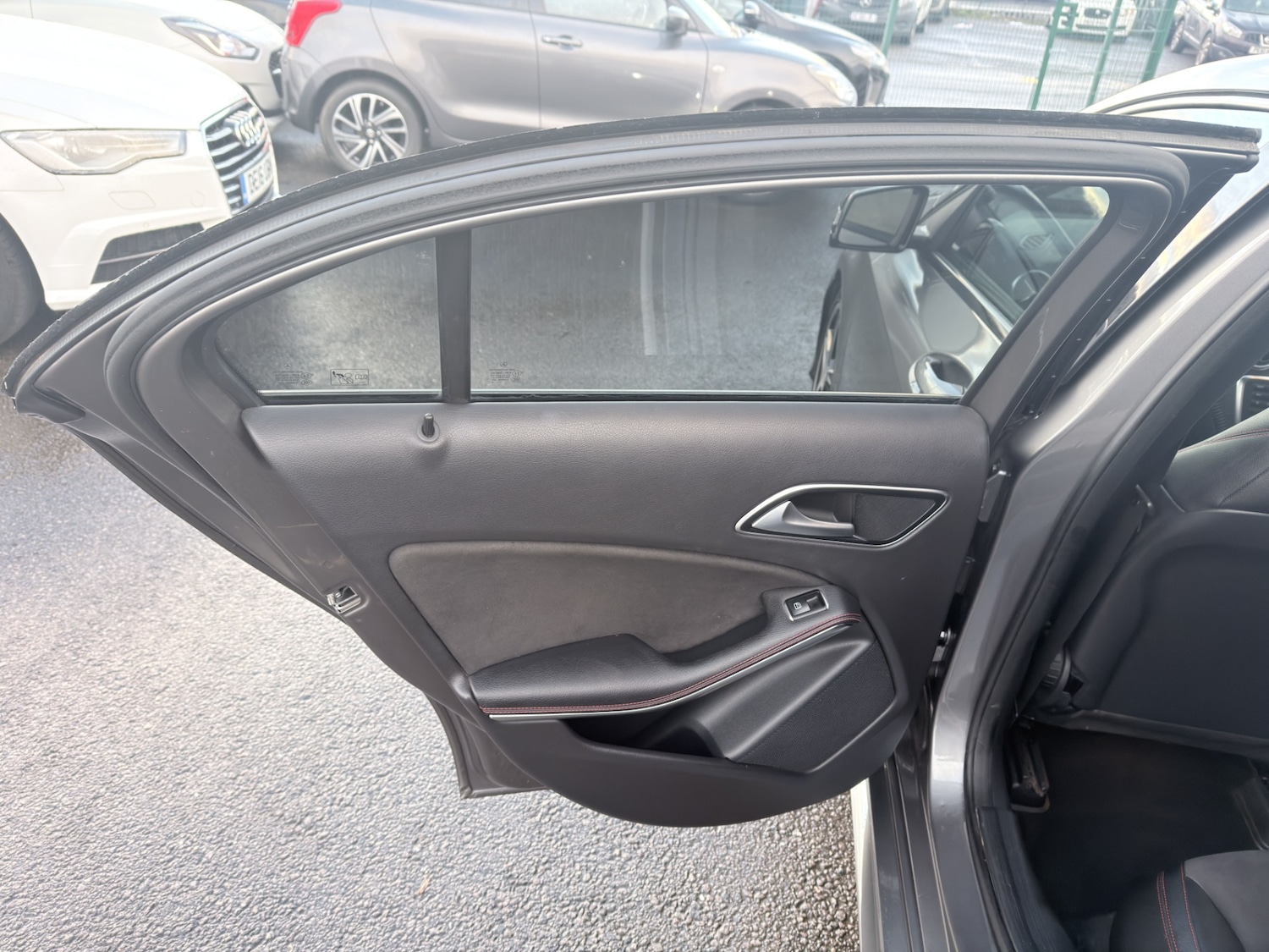 Used Mercedes-Benz A-Class 2015 for sale - 77579757: Photo 39